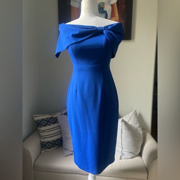 Elegant Blue Off-Shoulder Dress by Vince Camuto, Size 2. - Picture 1 of 12